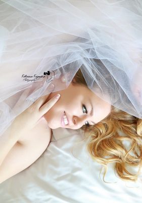 Female boudoir photography for men and women in Jackasonville and Orlando